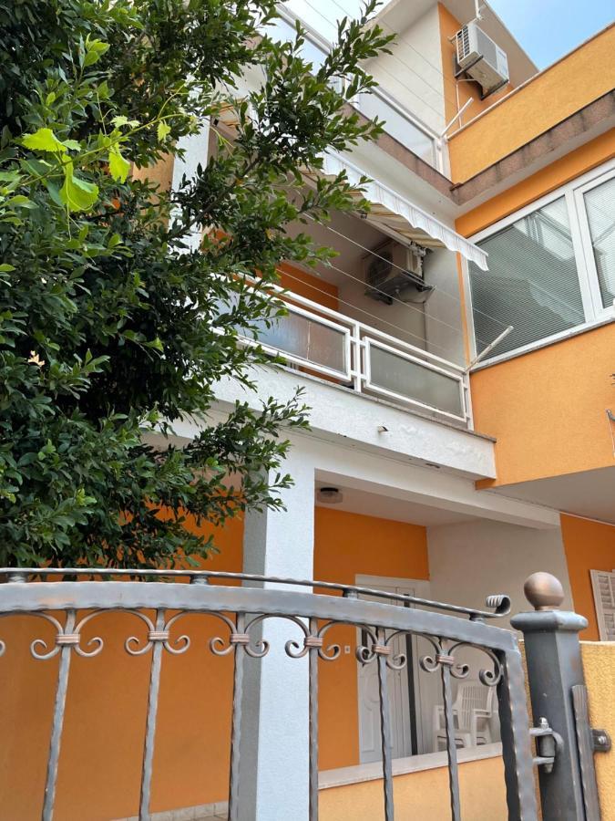 Silvija Apartments Baška Voda Buitenkant foto